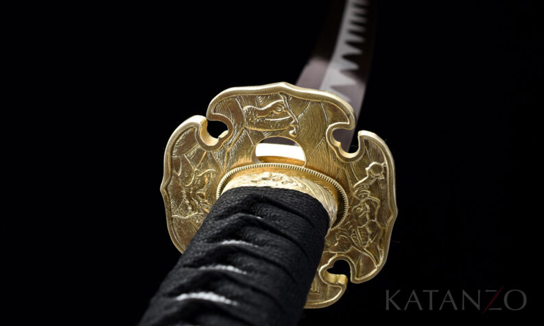 Katana Schwert mit roter Klinge