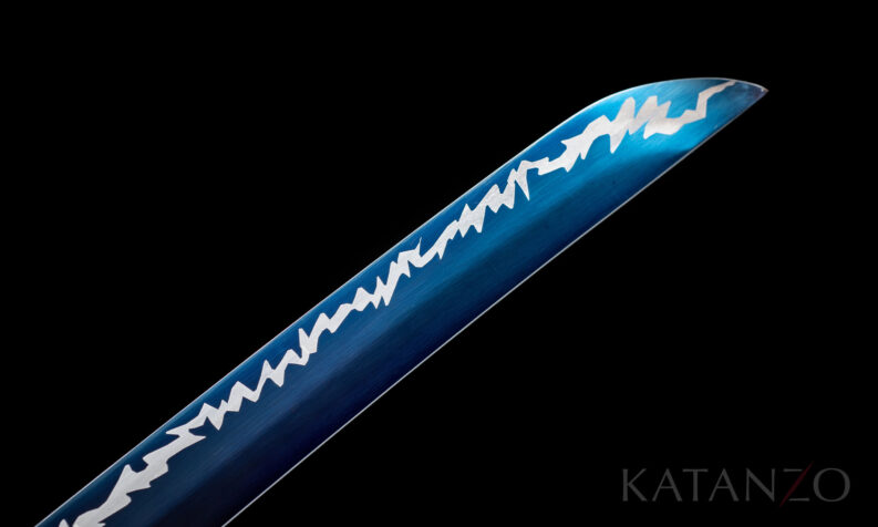 Katana mit blauer Klinge