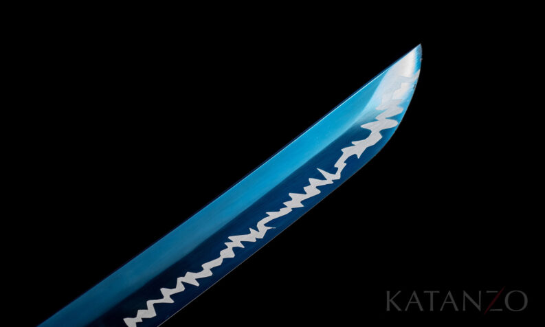 Katana mit blauer Klinge