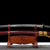 Elegantes Damast Katana mit roter Saya
