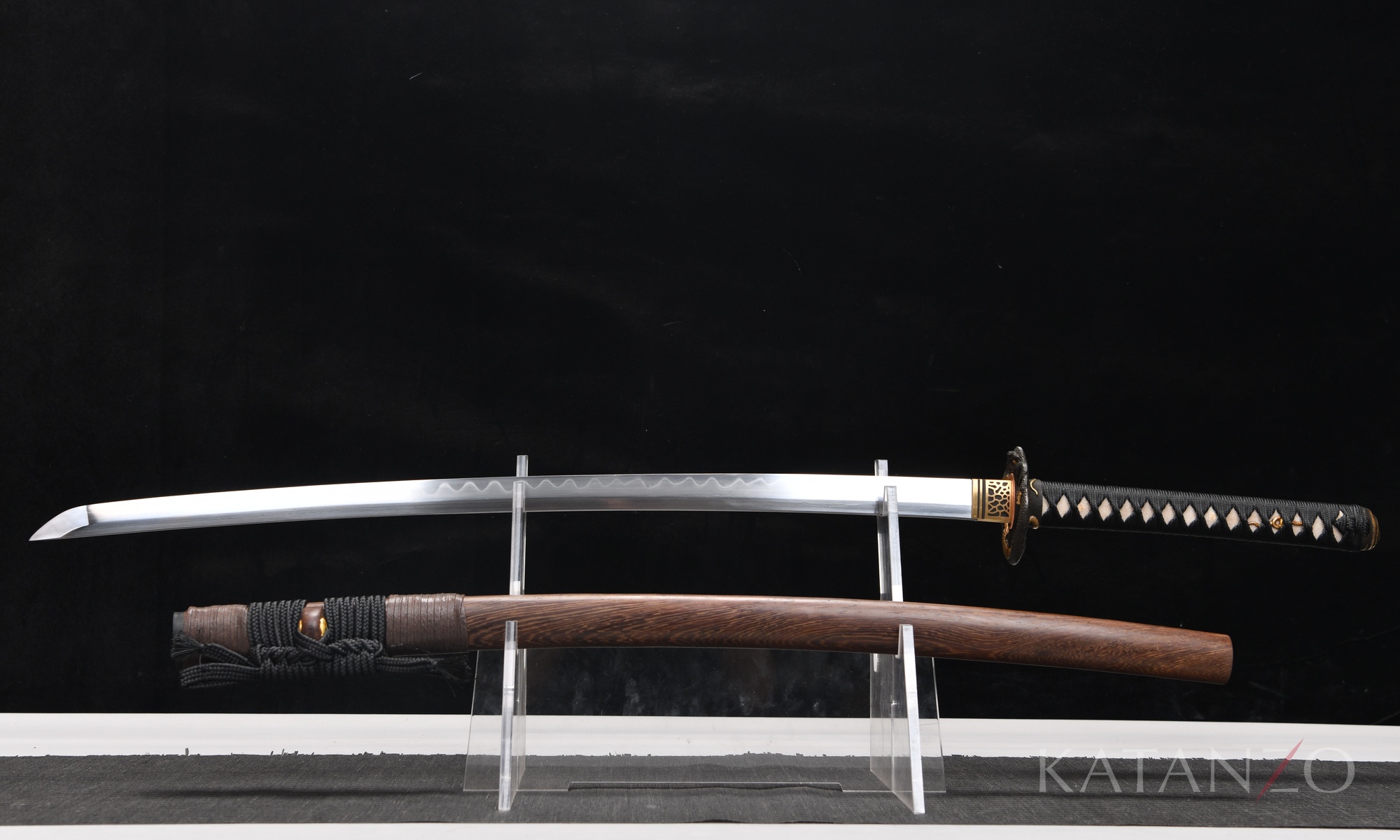 Hebinami Katana aus gefaltetem T10 Stahl