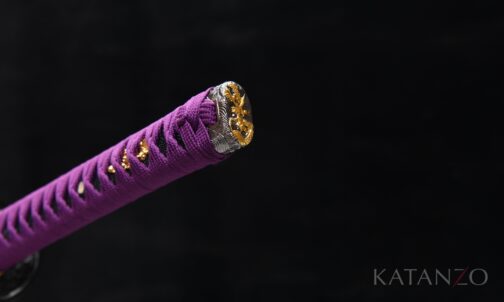 Tsuka mit echter schwarzer Rochenhaut und violetter Seidenwicklung