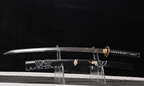 Tsuruashi Katana mit schwarz lackierter Hartholz-Saya, Kranich-Schilf-Motiv und Messingbeschlägen