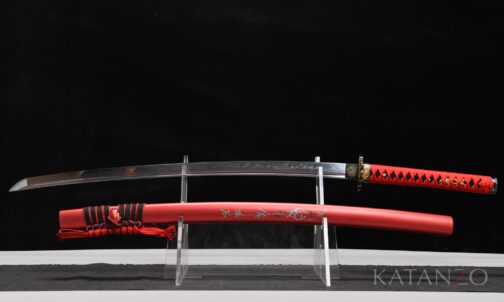 Kurenai Katana mit tiefroter Hartholz-Saya, Bambus- und Vogelmotiv sowie roter Griffwicklung