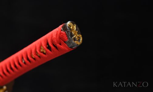 Tsuka mit schwarzem Rochenhaut-Imitat und roter Wicklung