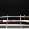 Kuriryū Katana mit heller Hartholz-Saya, braunem Drachenmotiv und dunkelbrauner Griffwicklung