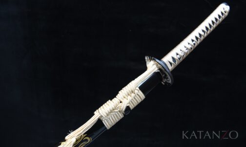 Karyū Katana mit schwarz lackierter Hartholz-Saya und Drachengravur