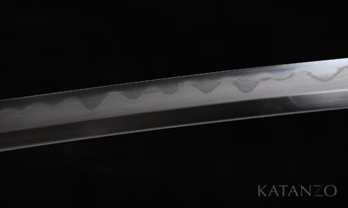Gefaltete Honsanmai-Klinge des Midoriryū Katana mit echtem Hamon