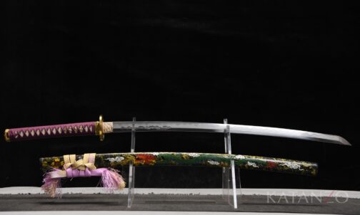 Midoriryū Katana mit handbemalter Hartholz-Saya, grünem Drachenmotiv und Büffelhornabschlüssen